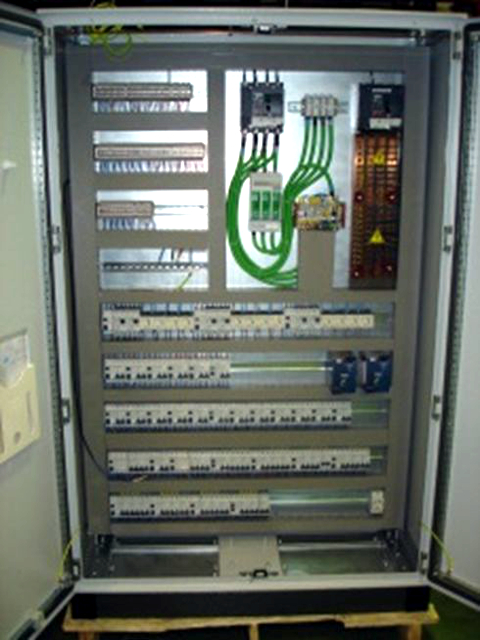 Montaje y cableado de electricos industriales - Electricos ISC